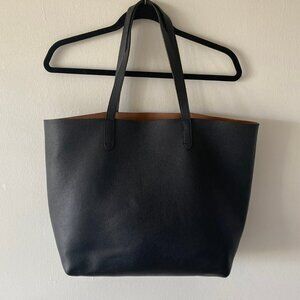 CUYANA BLACK CLASSIC EASY TOTE BAG